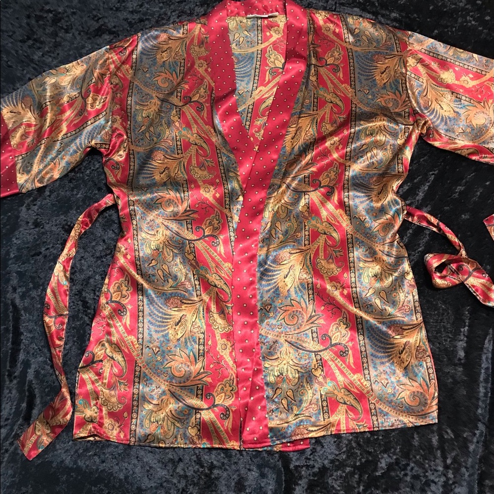 Short robe and matching nightie - Picture 3 of 9